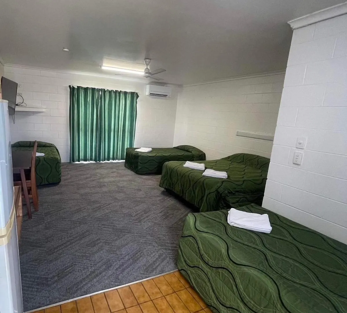 ***  The Park Motel Charters Towers Australia