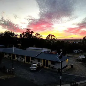 Sundown Motel
